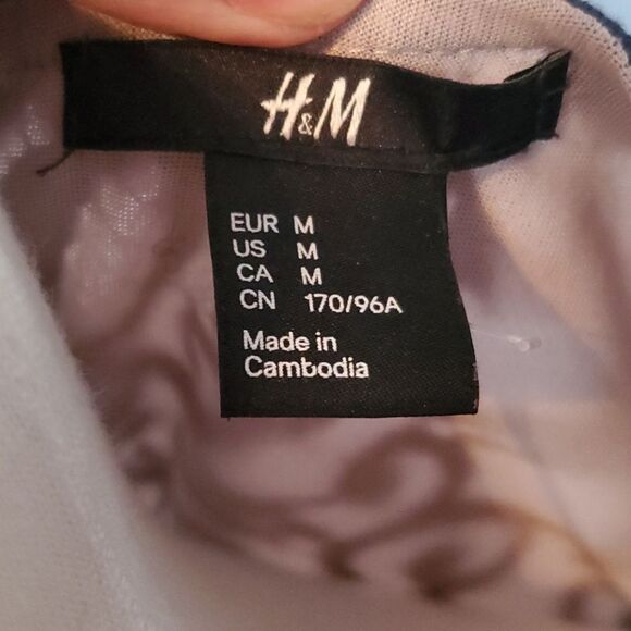 Blue Lace Blouse - Picture 4 of 4